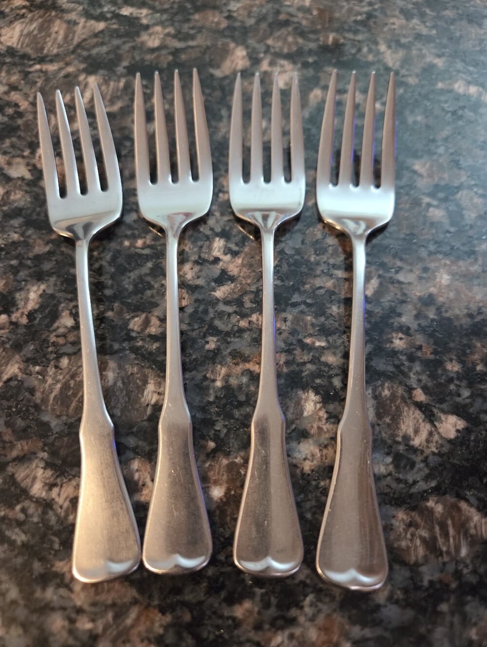 Oneida PATRICK HENRY Set 4 Salad Dessert Fork 6.25 Community Stainless Flatware